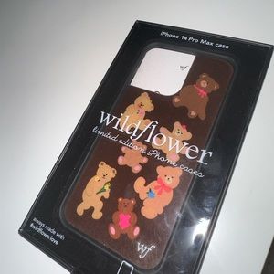 iPhone 14 pro max bear-y cute wildflower case